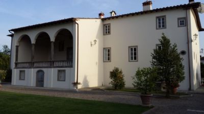 VILLA MOSCHERINI
